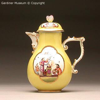 Milk jug with chinoiserie design