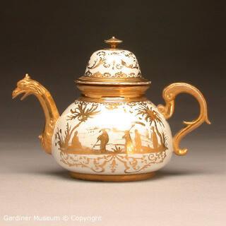 Teapot with Chinoiseries