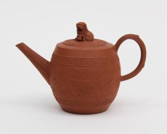 Barrel-shaped teapot