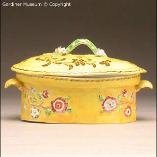 Covered butter dish