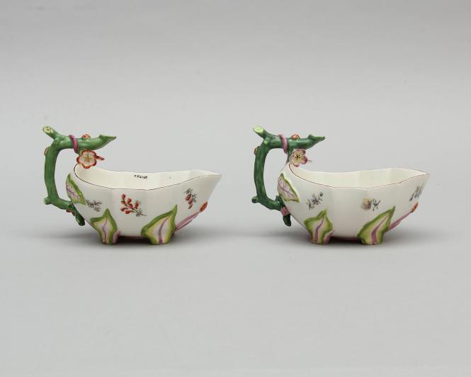 Pair of Strawberry Leaf Sauce Boats