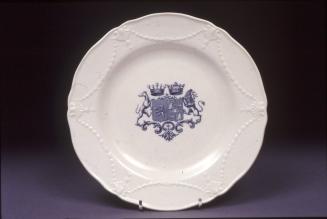 Dinner plate with armorial