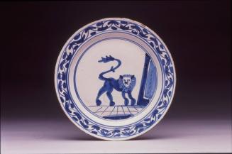 Plate with lion