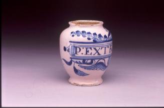 Drug jar with inscription 'P: EXTR: GENTIA:'