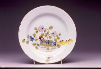 Plate with chinoiserie floral design