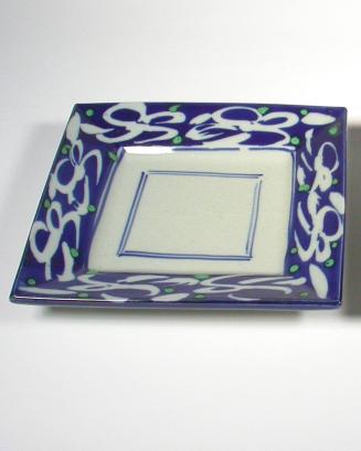 Square Plate with White Cursive Deisgn