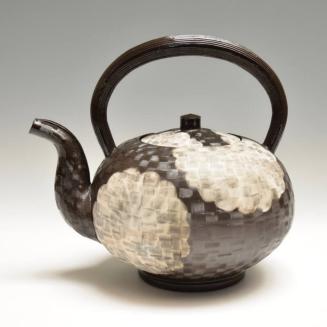 Kettle with Floral Crosshatch