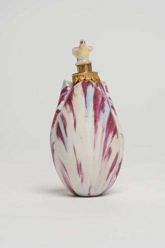 Scent bottle in the form of a tulip