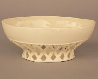 Reticulated fruit bowl