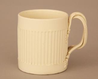 Ribbed coffee cup