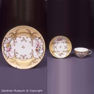Breakfast cup and saucer with side plate