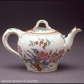 Teapot printed with chinoiserie designs